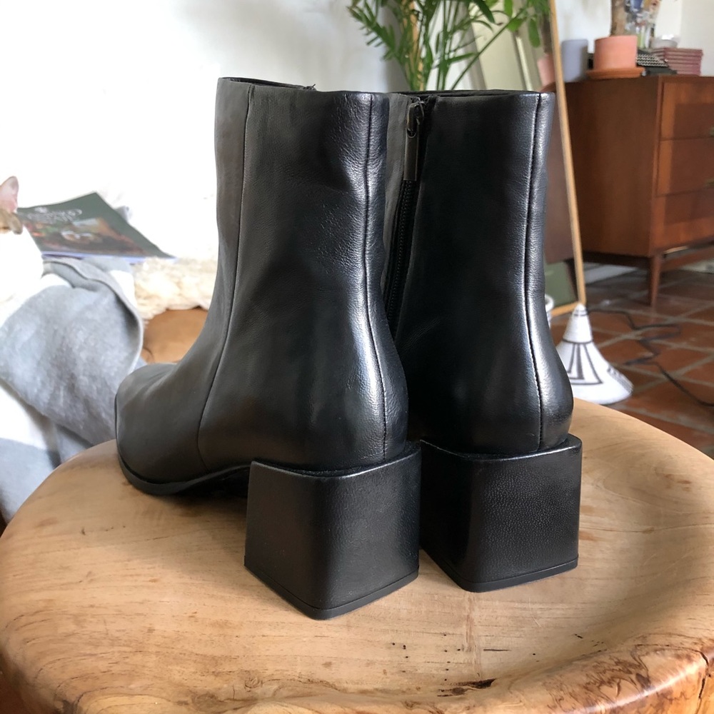 Seychelles Siesta block heeled boots, new, sz 9.5